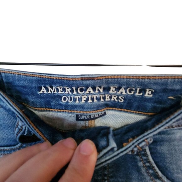 American Eagle Outfitters Womens Super Stretch Short Jegging Jeans Size 2 Short - Picture 3 of 4